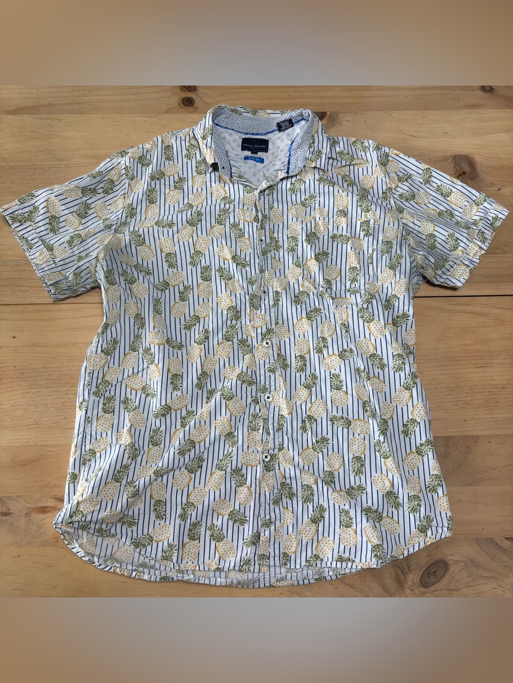 Michael Brandon White Pineapple-Print Short Sleeve Button-Up Shirt